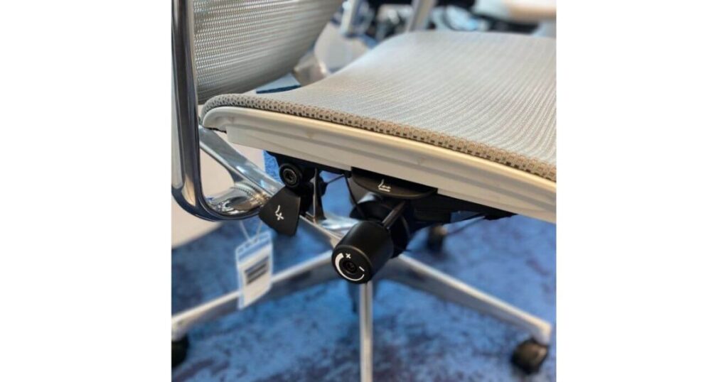 バロンチェアの座面の高さ