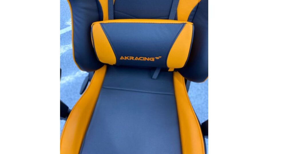 AKRacing NITROの座面