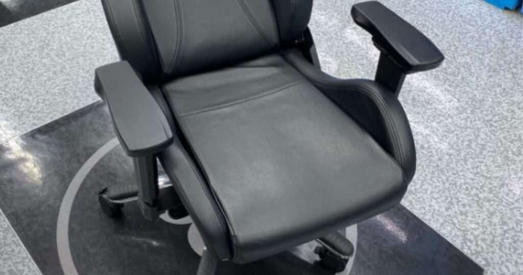 AKRacing Premiumの座面