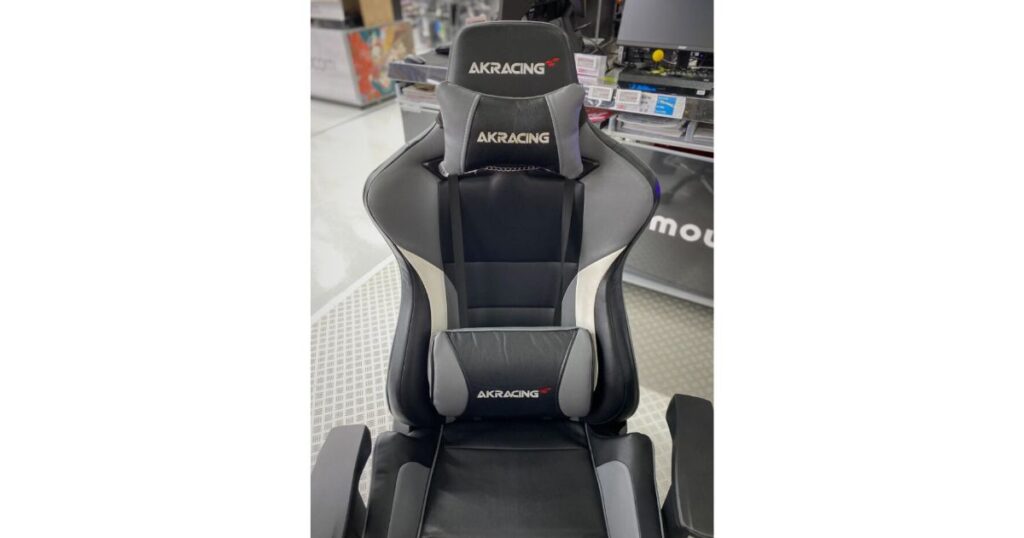 正面上から見たAKRacing Pro-X V2（グレイ）
