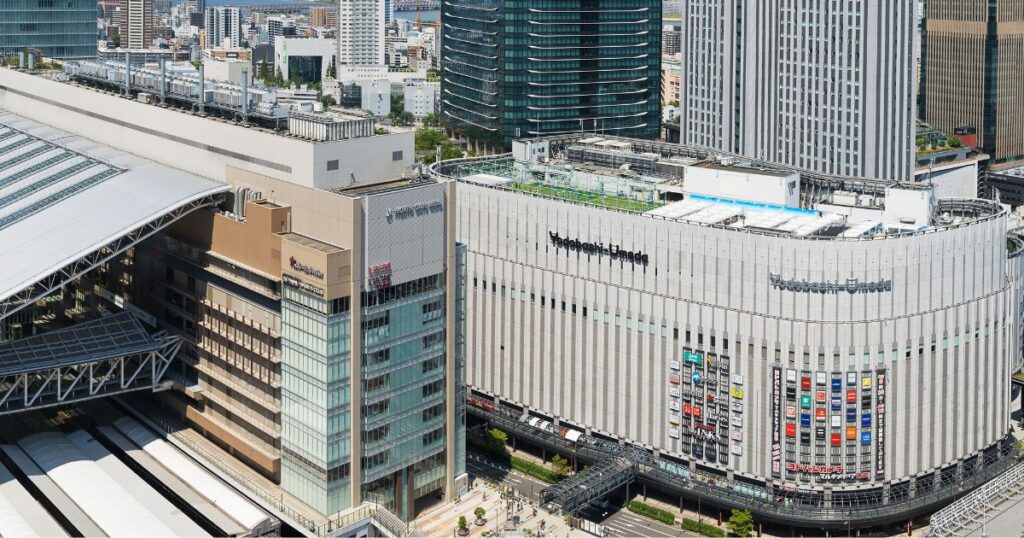 ヨドバシカメラ梅田の外観