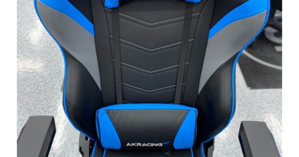 AKRacing Overtureの背もたれのアップ